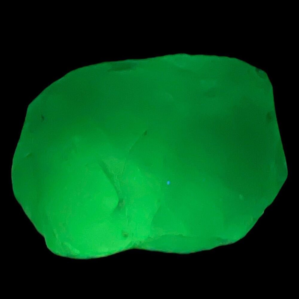 Amethyst Translucent Art Glass Cullet Glowing Uranium Manganese Slag‎ #4GX266